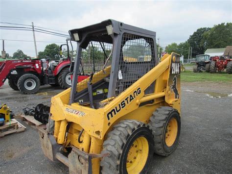 2044 mustang skid steer specs|mustang skidsteer for sale.